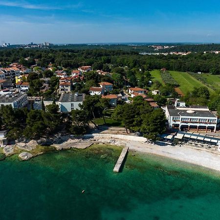 Apartment Axelle 50 Meters To The Beach Banjole Eksteriør bilde